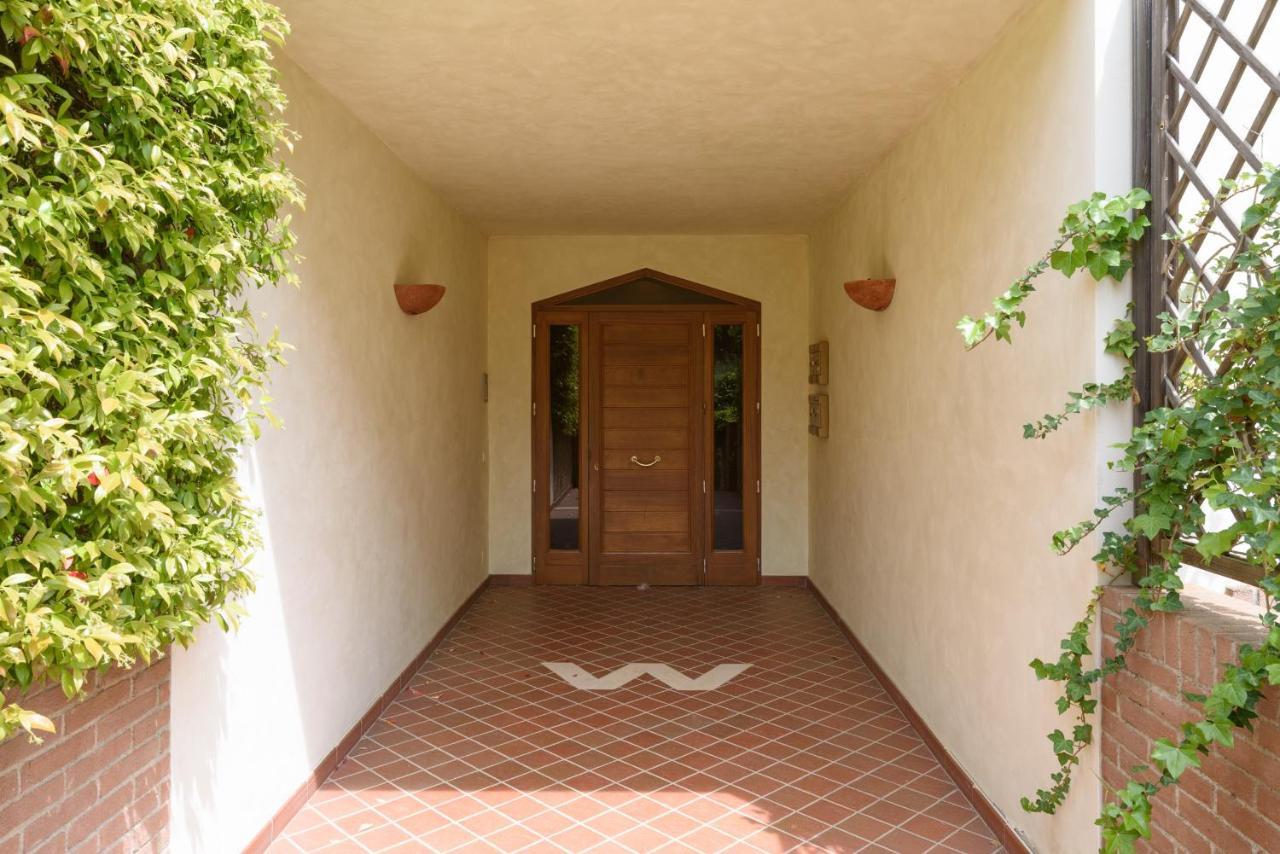 Apartamento Luglie 360° panoramic terrace Siena Exterior foto